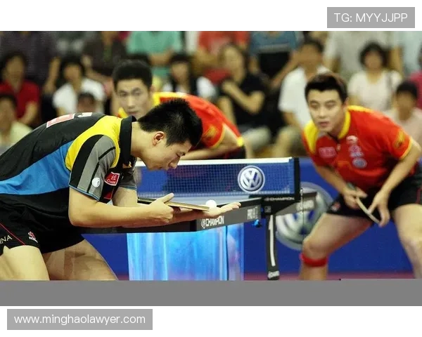 乒乓球的魅力:深入南京乒乓球队的团队协作与默契之道